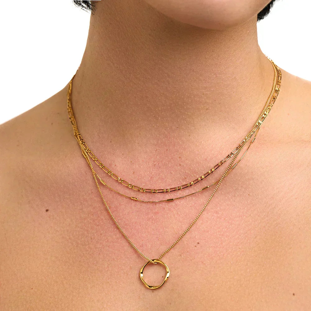 Collier ouvert Hoepel avec Trois Rangées en Or