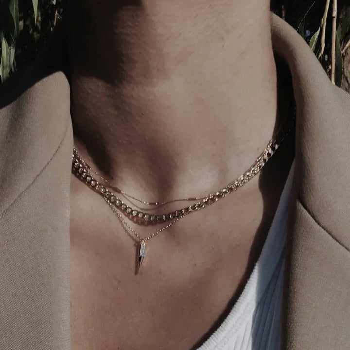 Collier vintage avec maillons plats et chaîne en or