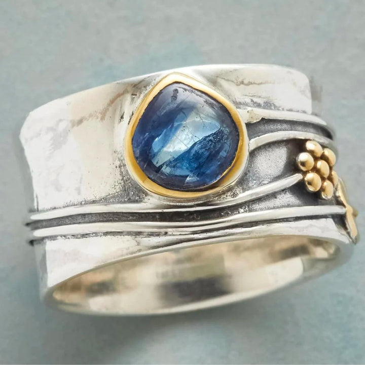 Bague Vintage Saphir Bleu en Argent Doré