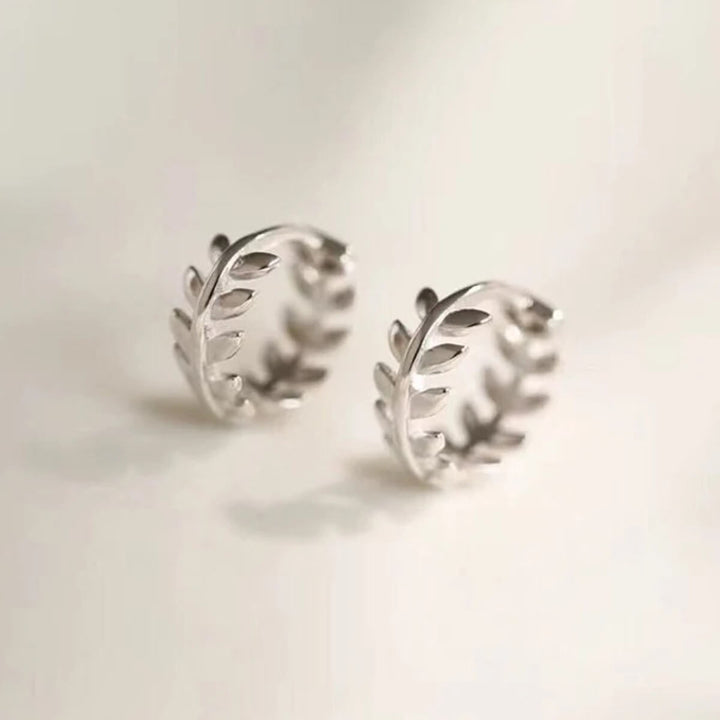 Miniature Paire de Boucles d'Oreilles en Forme de Feuilles d'Olivier