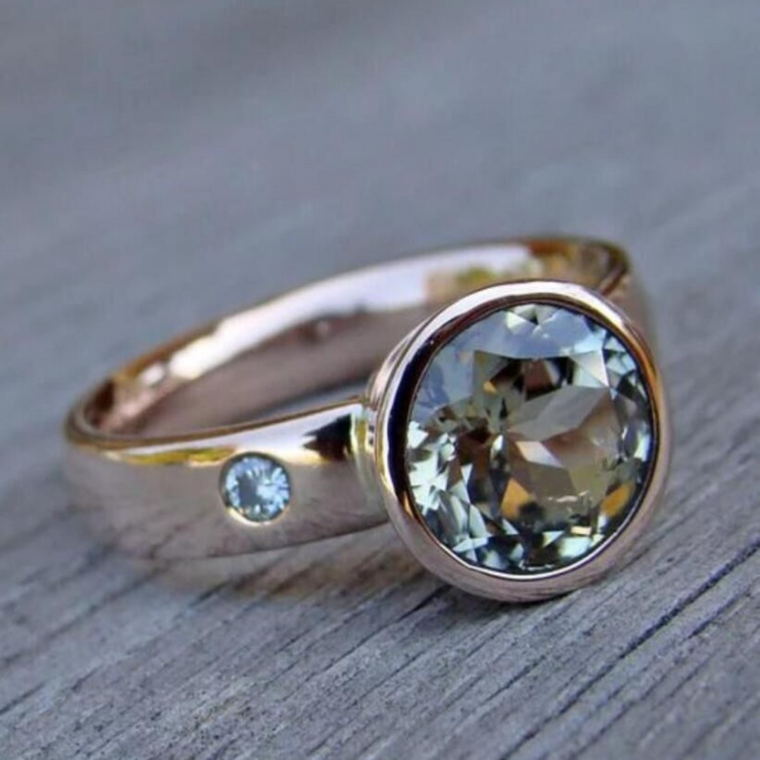 Bague Vintage Gravée avec Fines Zirconias