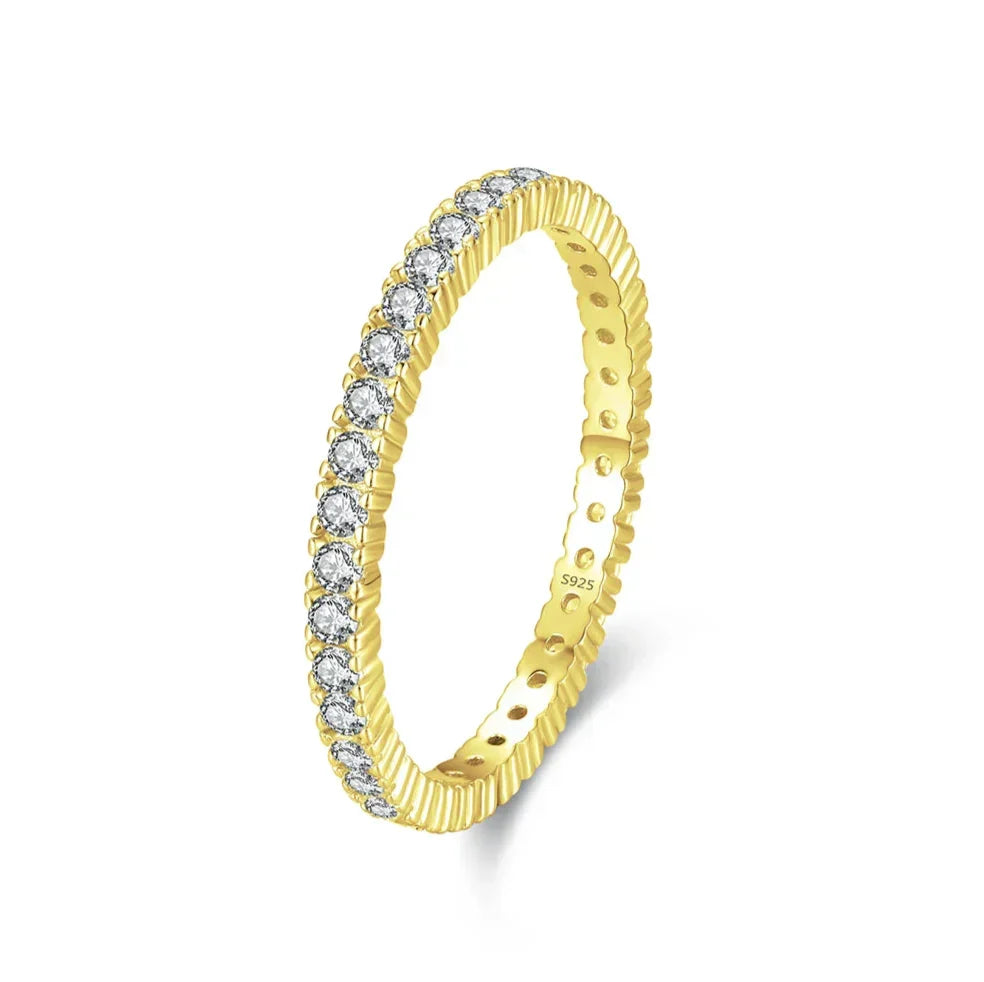 Bague Éternité Minimaliste Éclairée