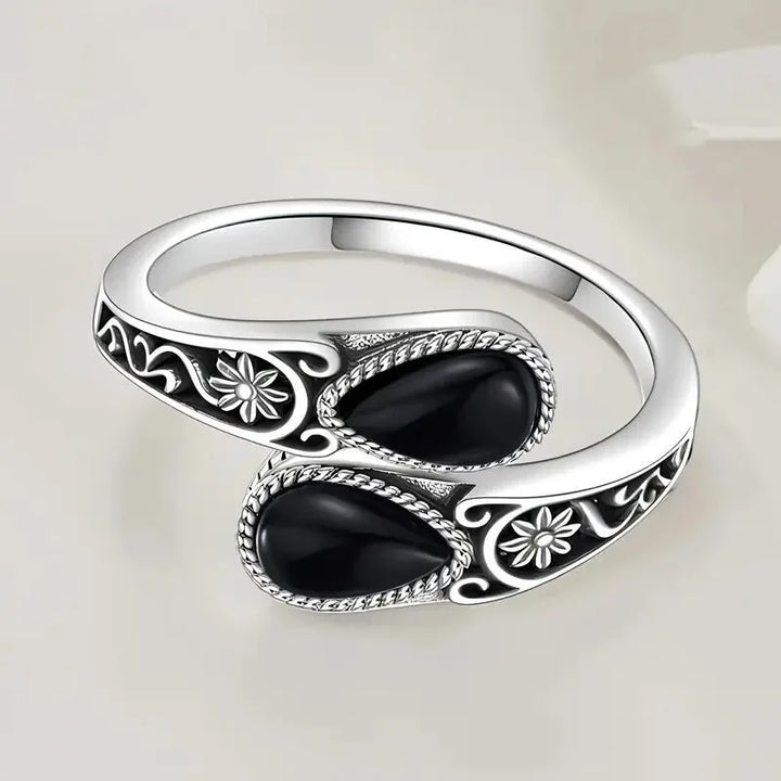 Bague Élégante avec Pierre de Lune Fleur