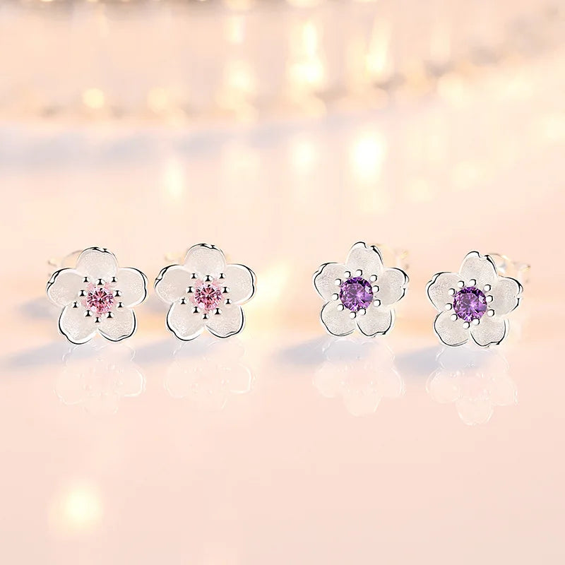 Boucles d'oreilles en forme de fleur avec zirconia