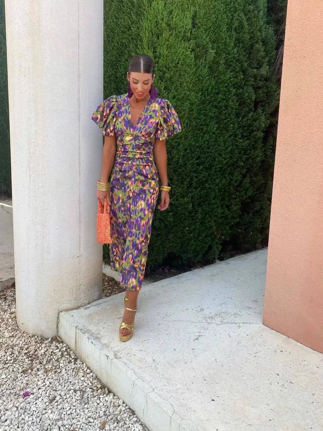 Aurora™ | Robe Midi Éclatante avec Manches Bouffantes