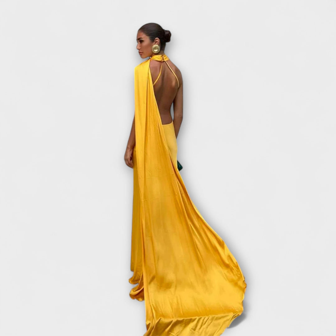 Robe Maxi Chic avec épaules dénudées et lien au cou