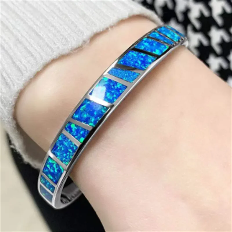 Bracelet en Opale de Feu Bleue Ajustable en Argent
