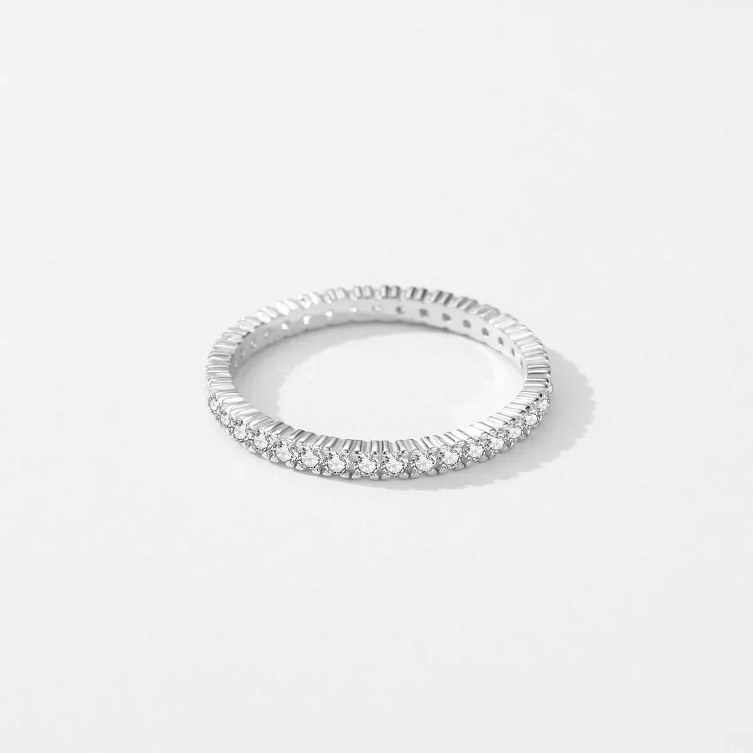 Bague Éternité Minimaliste Éclairée
