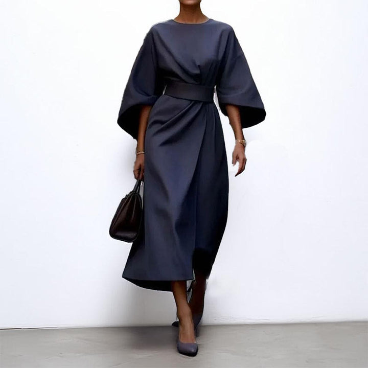 Camilla™ | Robe longue avec manches kimono au charme lumineux