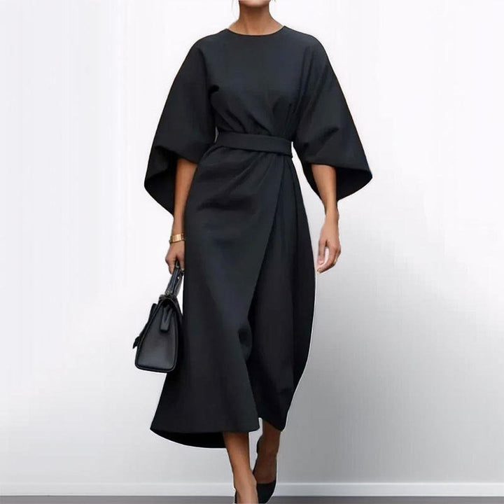 Camilla™ | Robe longue avec manches kimono au charme lumineux