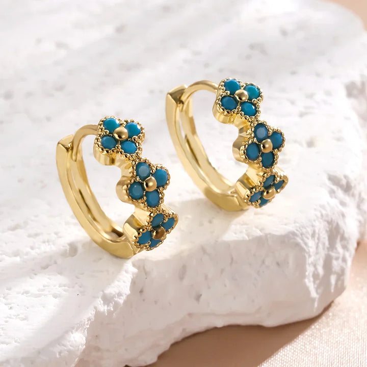 Boucles d'Oreilles en Cerceau avec Fleur Bleue Turquoise Chic