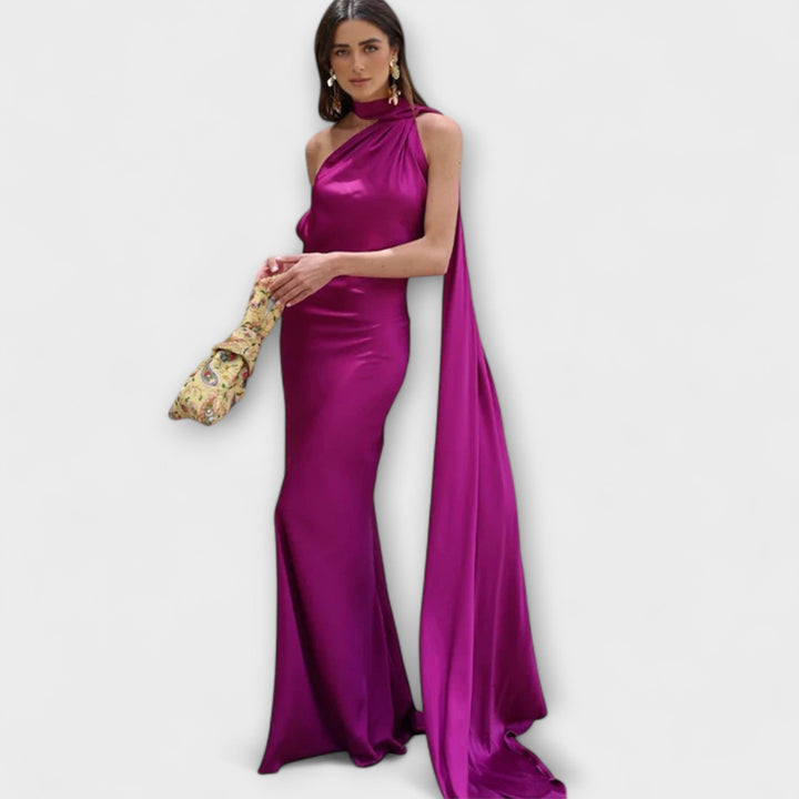 Robe Maxi Chic avec épaules dénudées et lien au cou