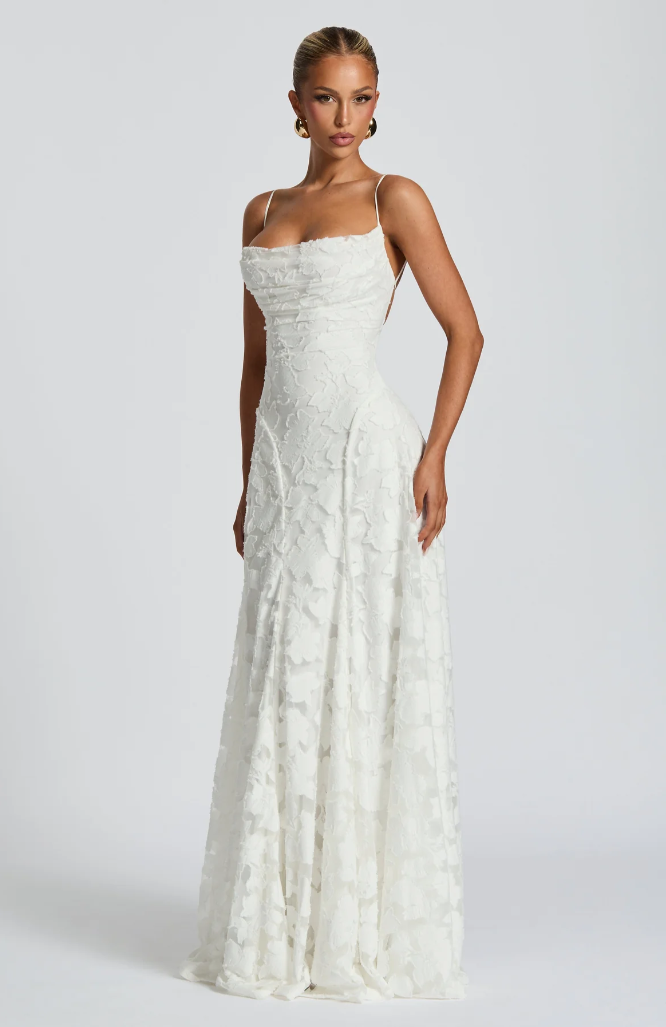 SOFIA | Robe Maxi Élégante en Dentelle