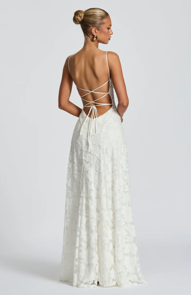 SOFIA | Robe Maxi Élégante en Dentelle