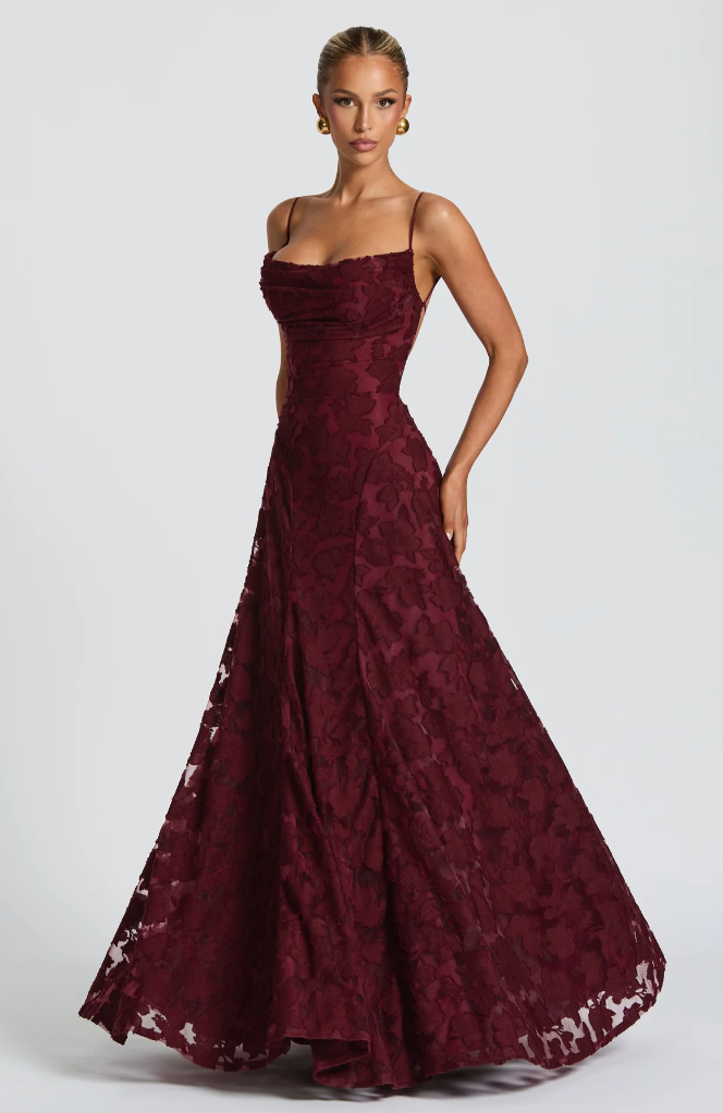 SOFIA | Robe Maxi Élégante en Dentelle