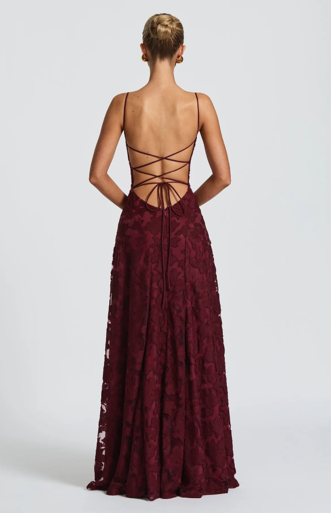 SOFIA | Robe Maxi Élégante en Dentelle