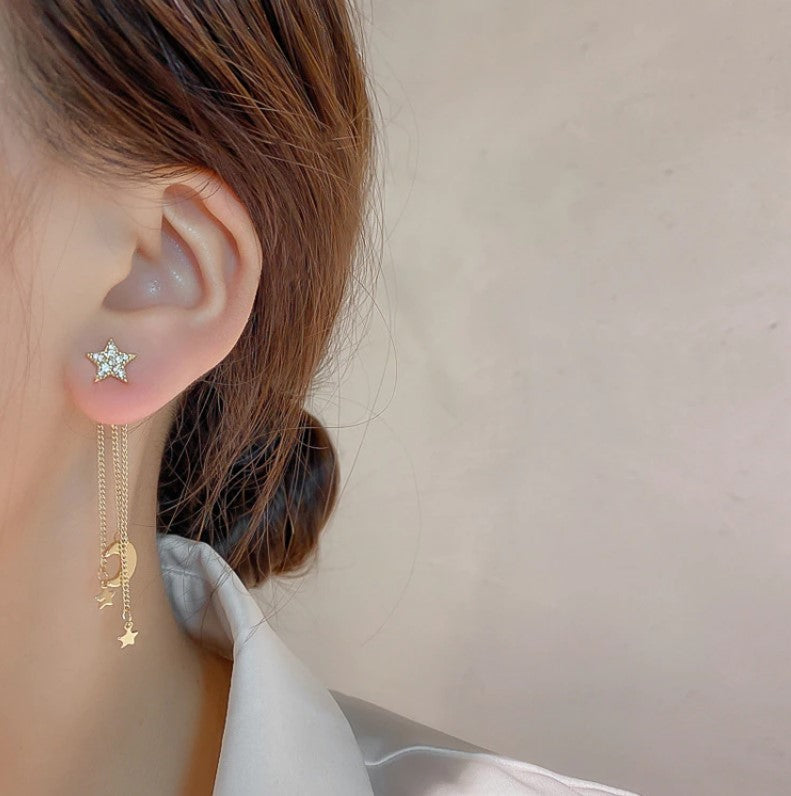 BOUCLES D'OREILLES EN FORME DE LUNE ET D'ÉTOILE (PAIRE)