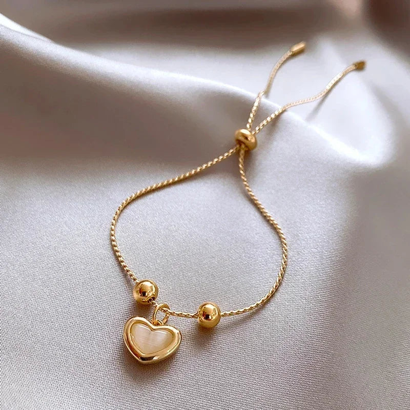 Bracelet en Forme de Cœur en Opale Pêche Dorée