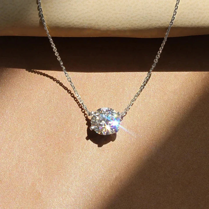Pendentif Solitaire Élégant avec Cristal