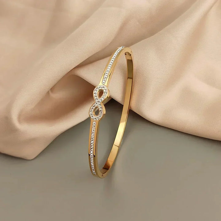 Bracelet Rigid Infinity avec Cristaux Exclusifs