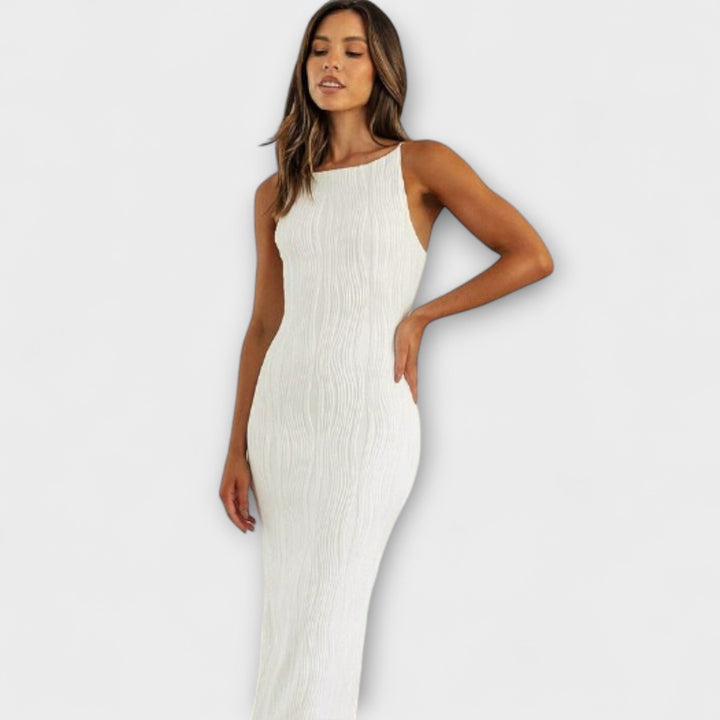 Robe maxi sans manches élégante avec fronces