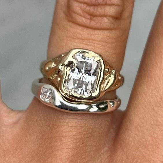 Ensemble de Bagues Brillantes en Or et Argent