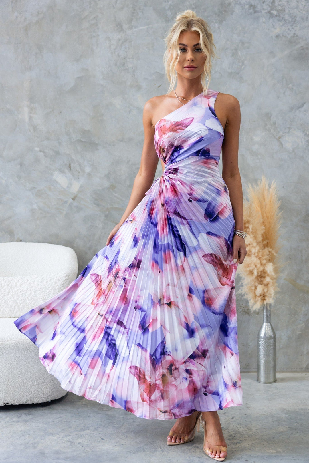 ELLA | Robe midi avec plis et une épaule