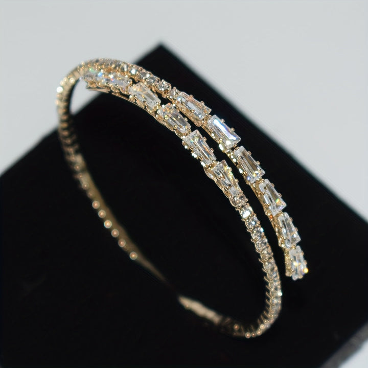 Bracelet élégant en or blanc avec zirconia cubique