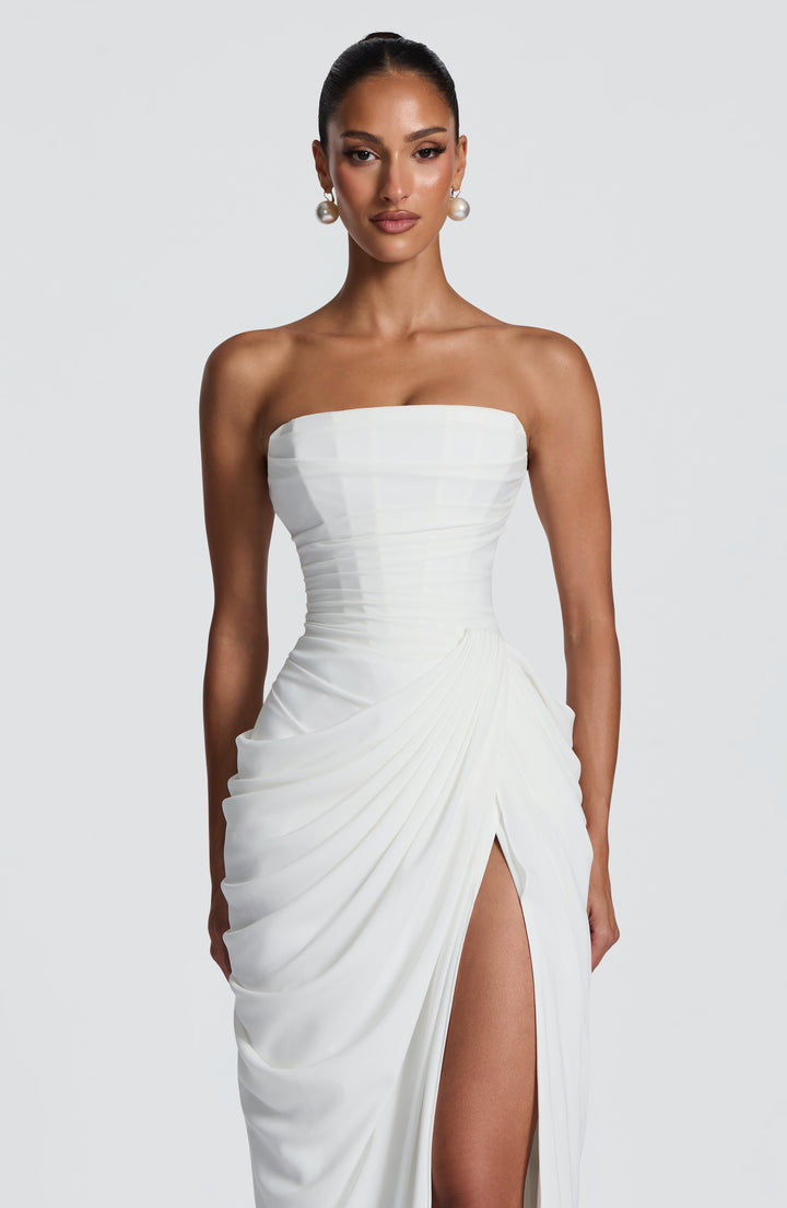 HANNAH | Robe maxi élégante avec drapé et fente haute