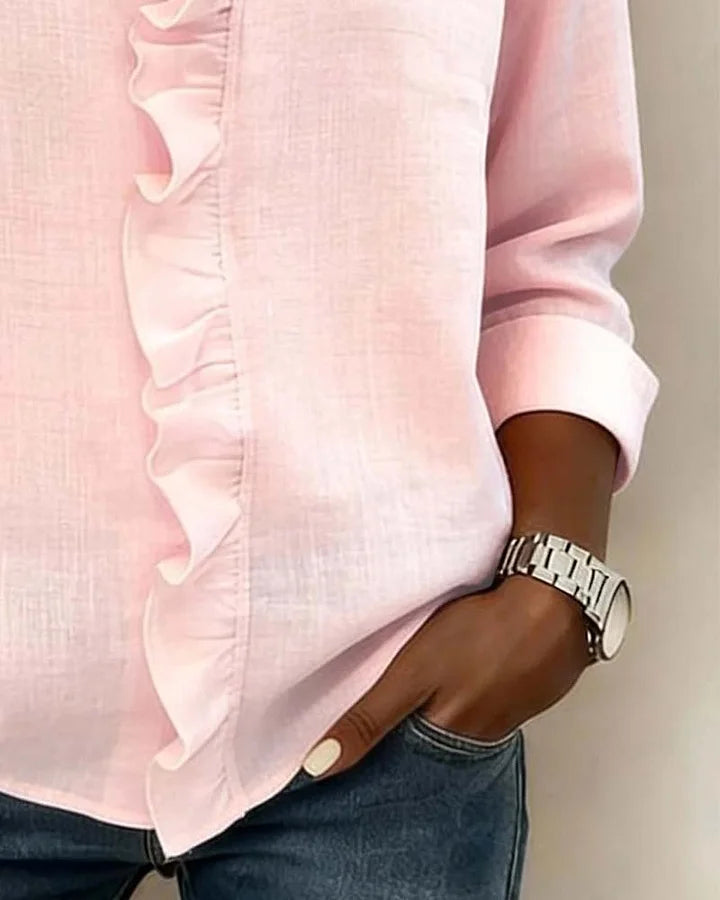 Chiara™ | Blouse à décolleté en V et volants délicats