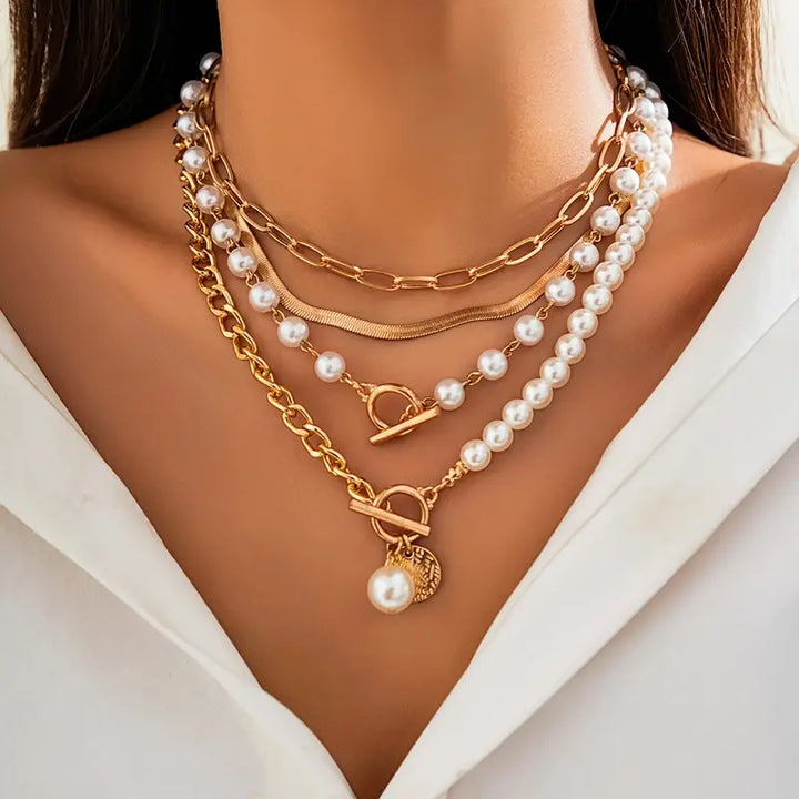 Collier Vintage en perles et chaînes en or