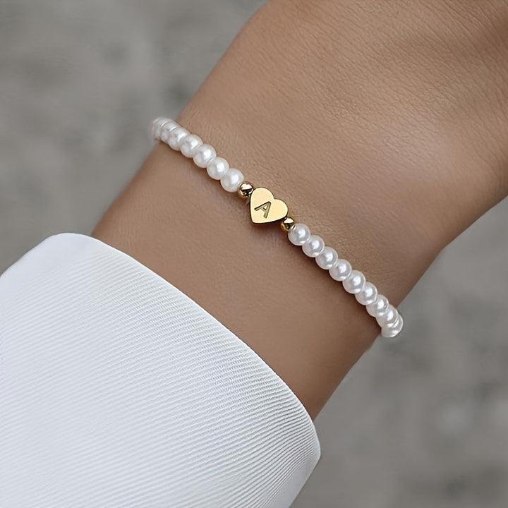 Bracelet Chic avec Initiale en Forme de Cœur (A–Z)