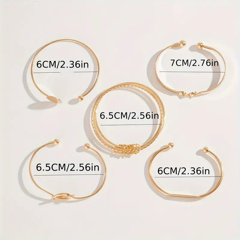 Ensemble de bracelets en or élégant, noué et sophistiqué