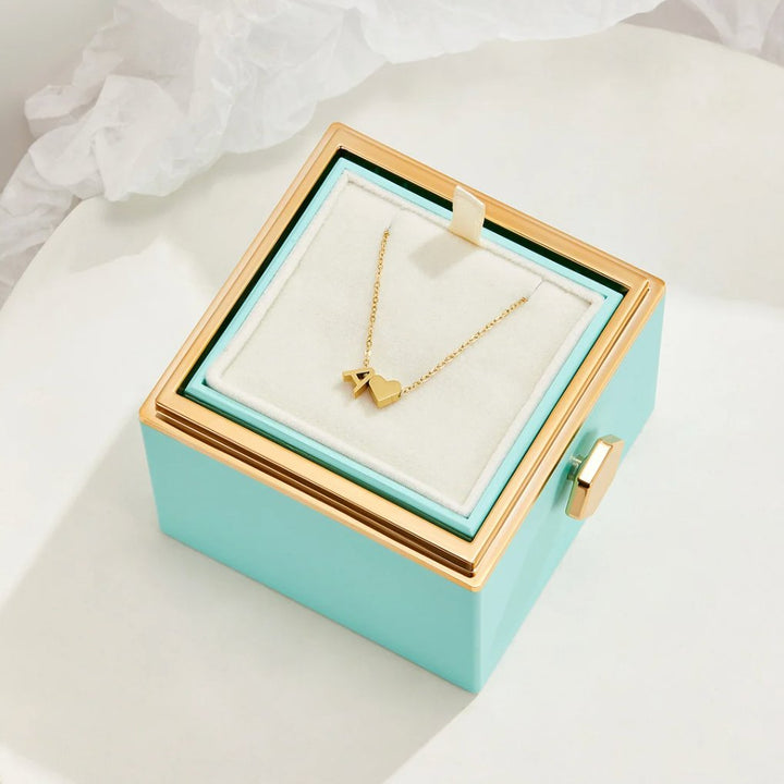 Collier Initial Intemporel avec Pendentif Cœur