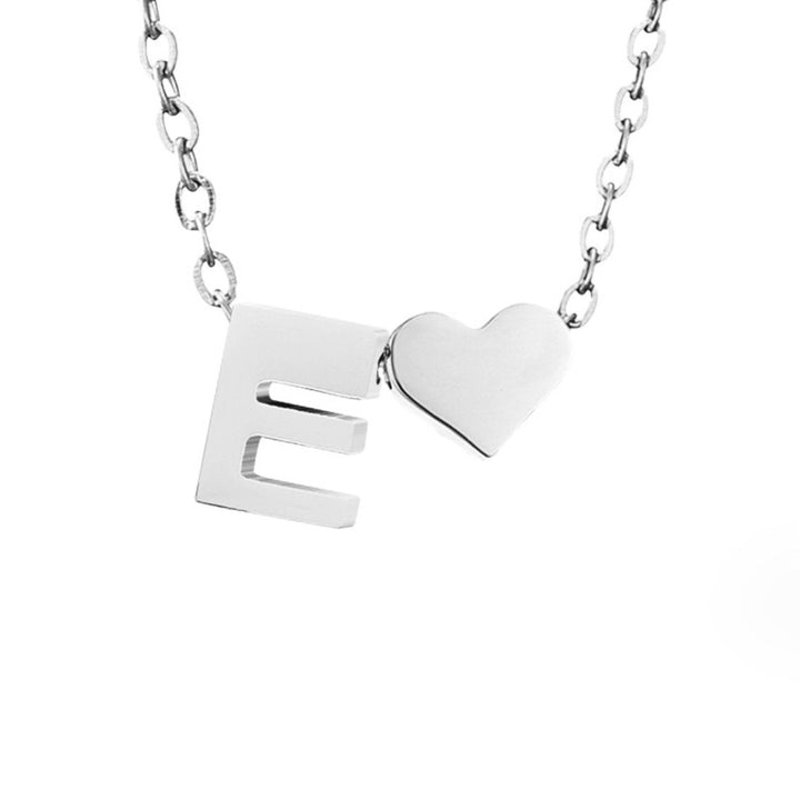Collier Initial Intemporel avec Pendentif Cœur