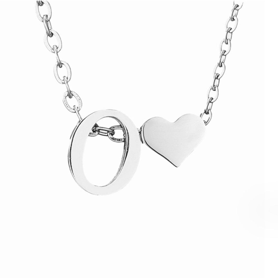 Collier Initial Intemporel avec Pendentif Cœur