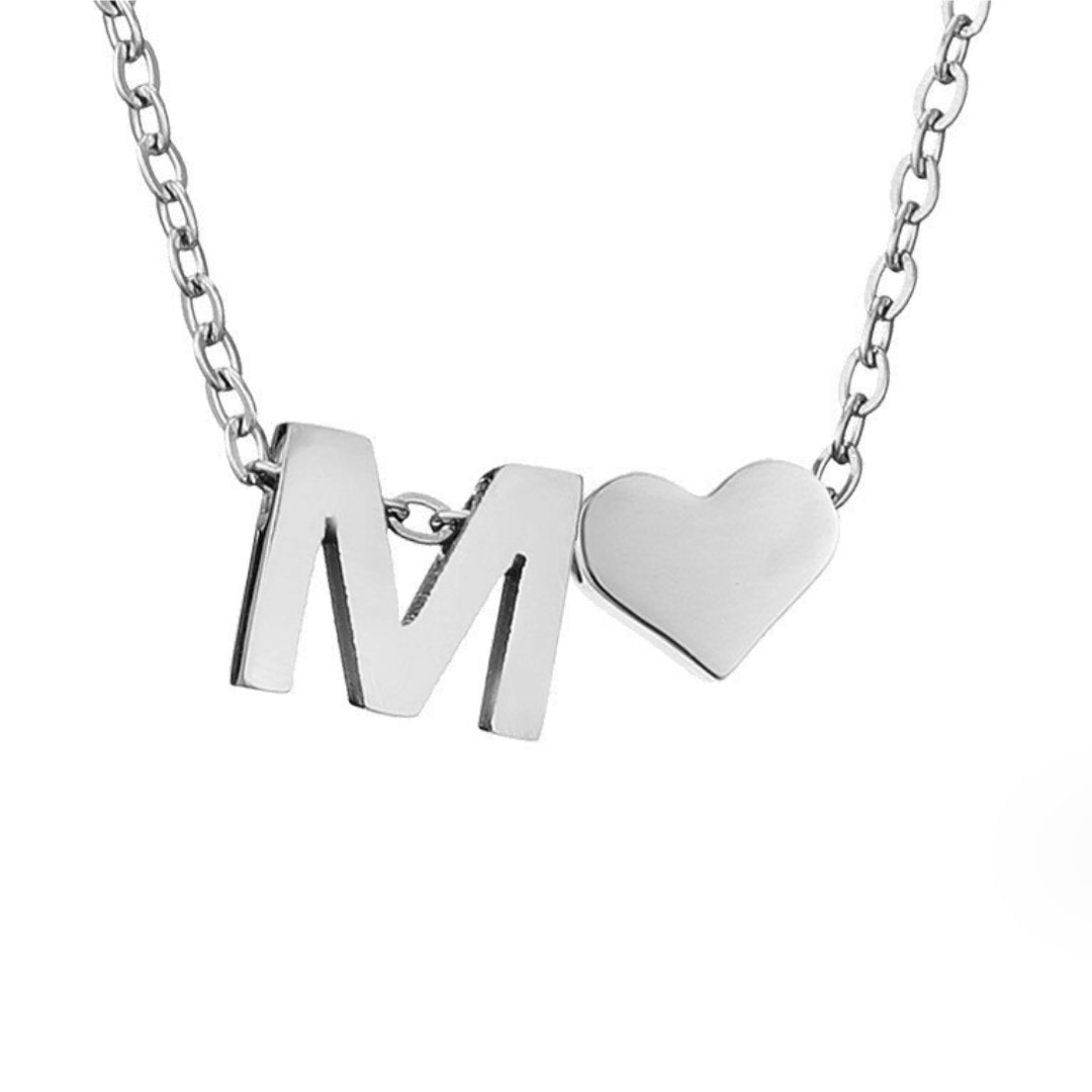Collier Initial Intemporel avec Pendentif Cœur