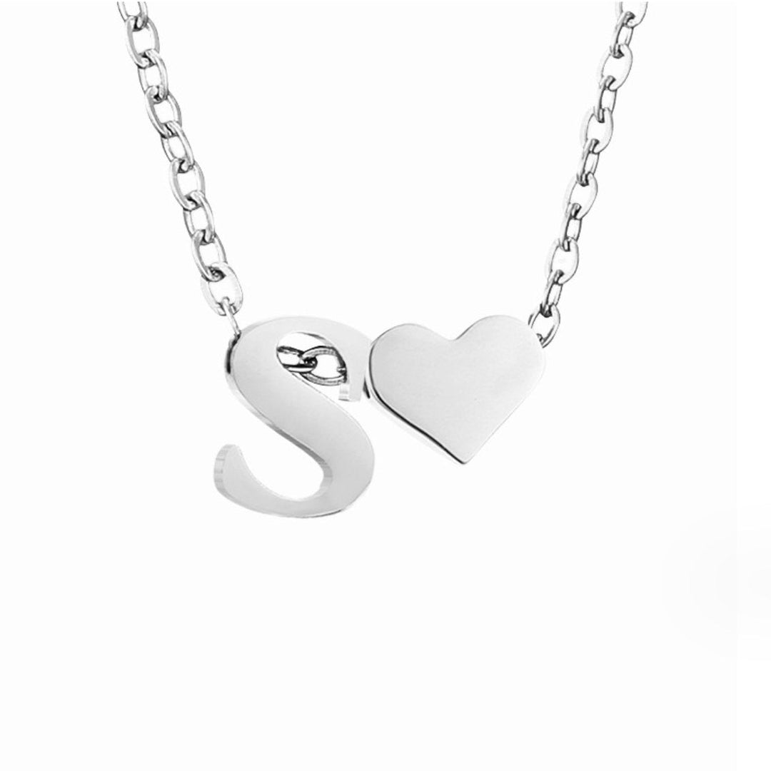 Collier Initial Intemporel avec Pendentif Cœur