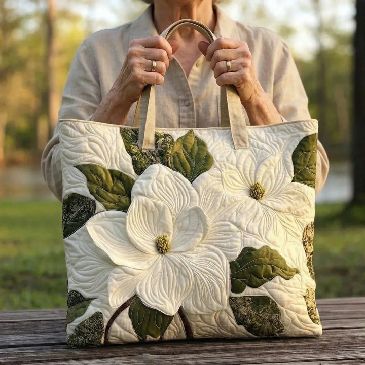Sac en tissu matelassé fait main - Élégants Lys Blancs