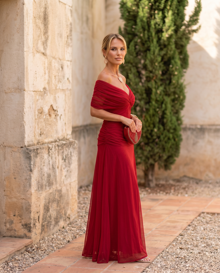Robe maxi élégante pour les fêtes avec décolleté en forme de cœur