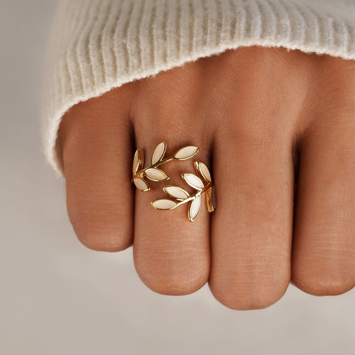 Bague feuille dorée