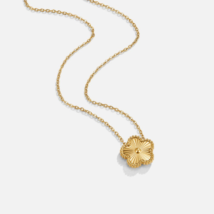 Collier trèfle doré