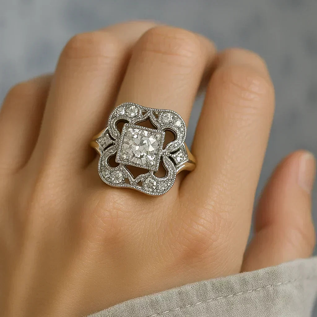 Bague en Or Classique avec Zirconia Vintage