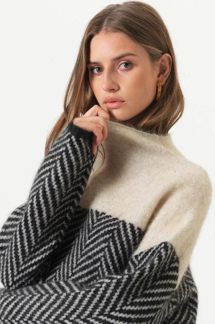 Gia™ - Turtleneck Luxe