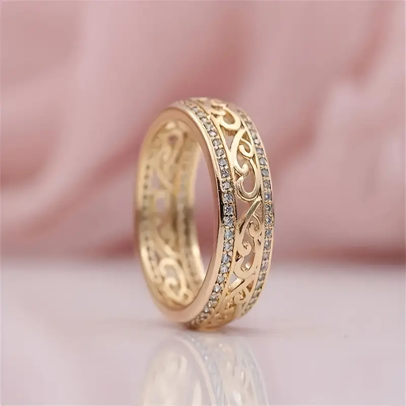Bague en Filigrane Doré avec Cristaux