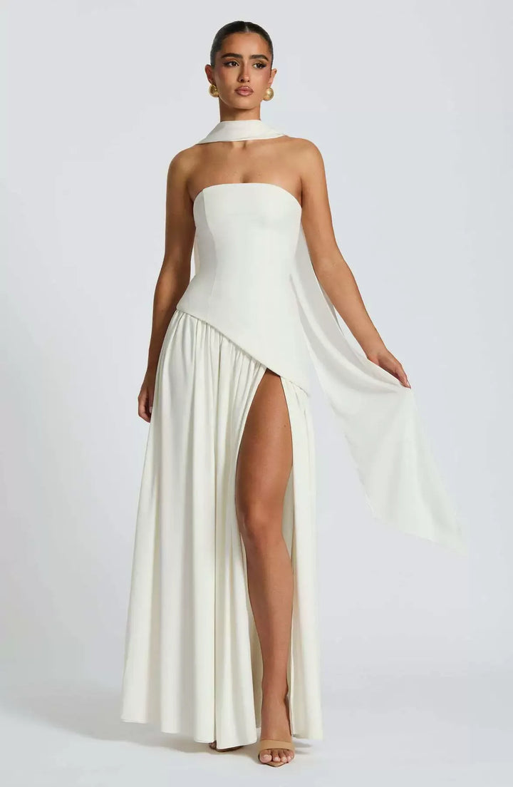 LINA | Robe Maxi Sans Bretelles avec Fente Haute