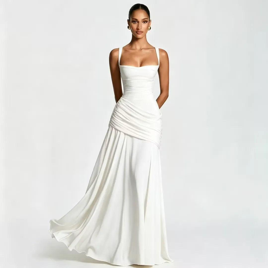 ENIE | Robe Maxi avec Encolure Angulaire Raffinée
