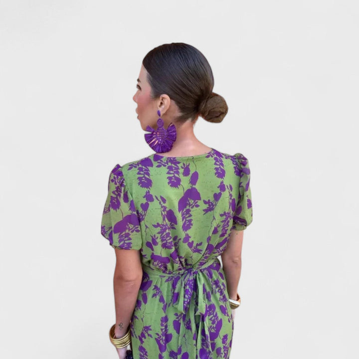 Carmen | Robe Élégante Premium avec Décolleté Profond
