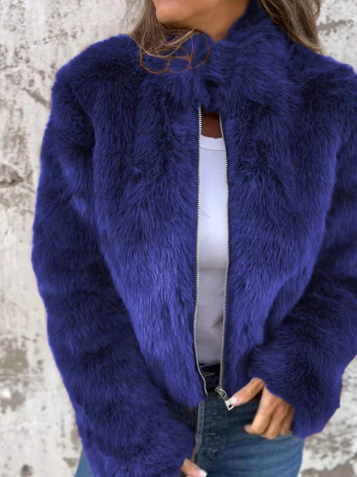 Manteau en fourrure avec fermeture éclair
