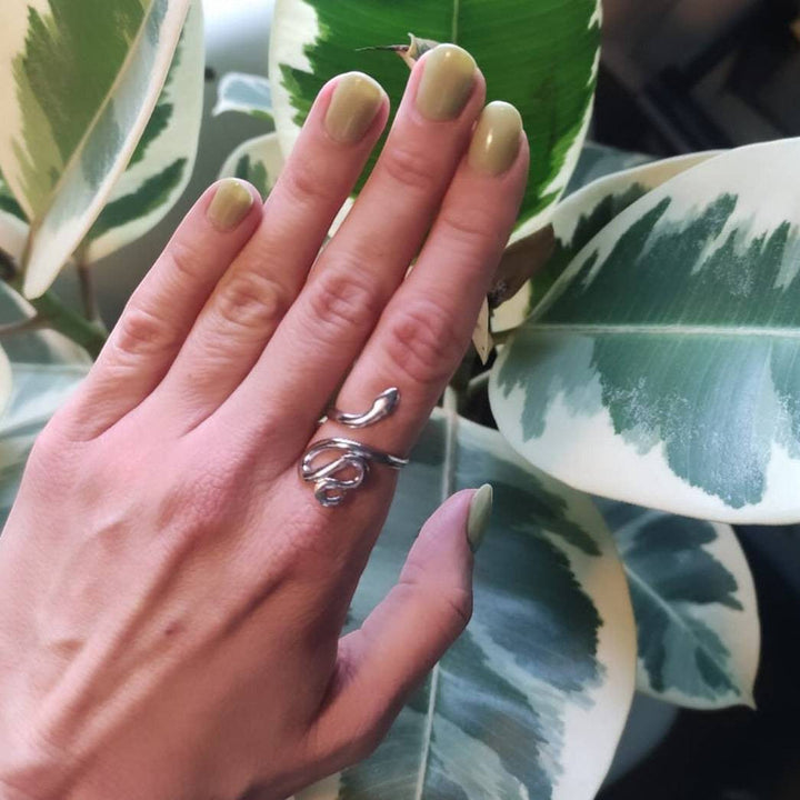 Bague Serpent Argentée en Acier Inoxydable
